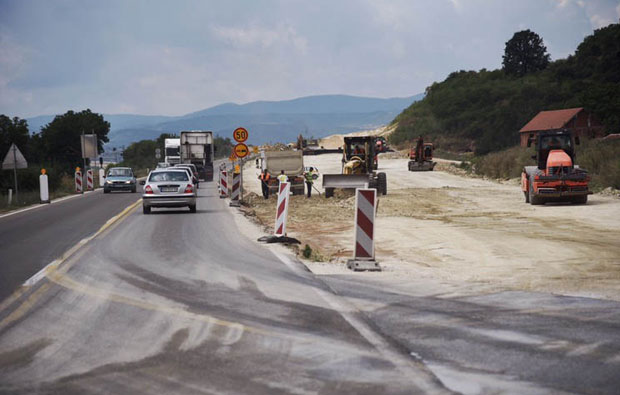 После пенала због кашњења радова - награда